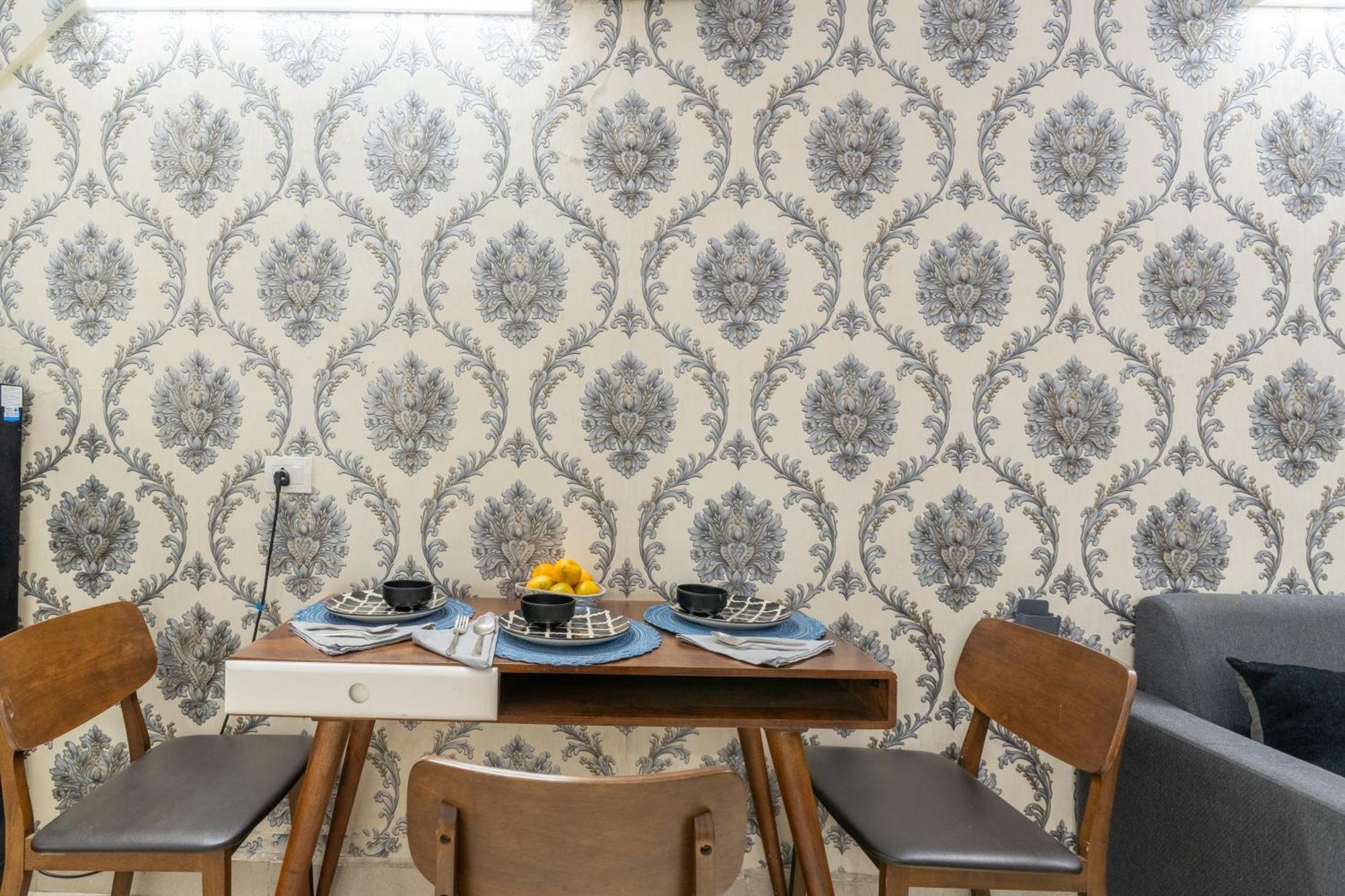Homlee-Vintage 2Bhk-Ndls-Lift-Bharat Mandapam Apartment New Delhi Luaran gambar